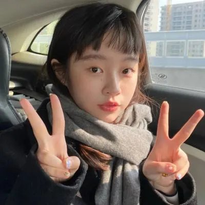 春色无边满杏林